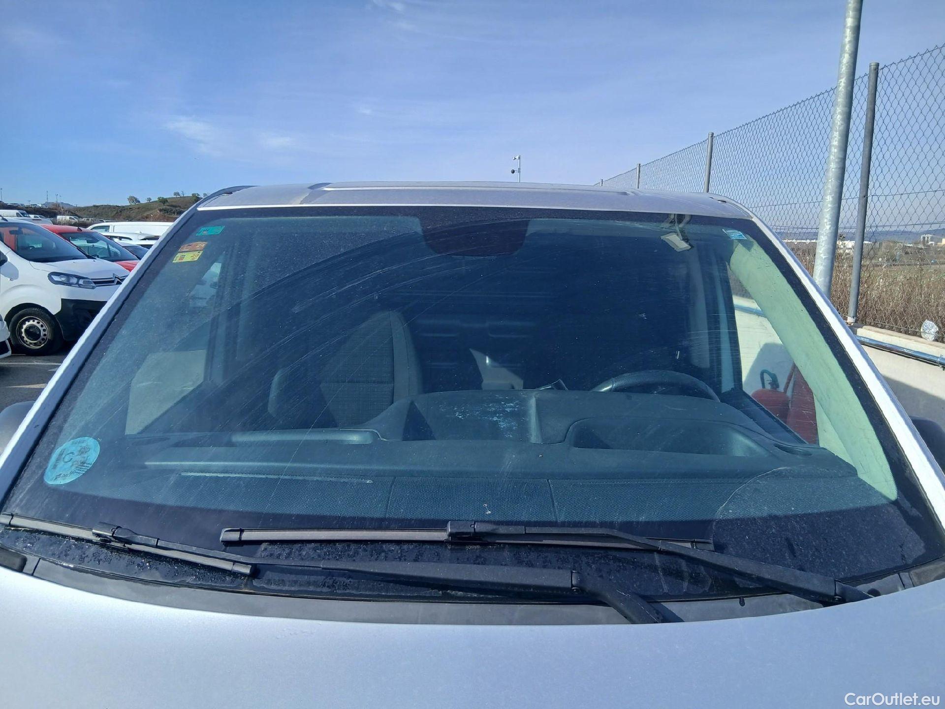  Mercedes  Vito MERCEDES-BENZ  / 2014 / 4P / furgón 111 CDI Larga #2