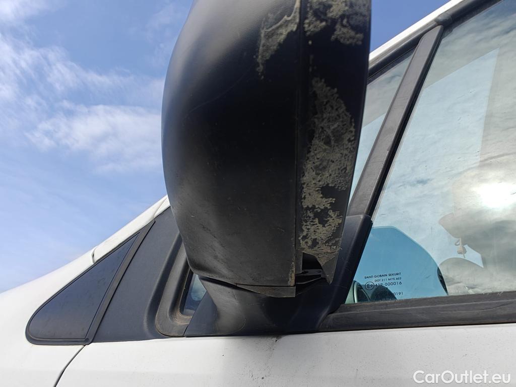  Citroen  Berlingo CITROEN  / 2015 / 4P / combi Multispace LIVE Edit.BlueHDi 74KW (100CV (AC) #9