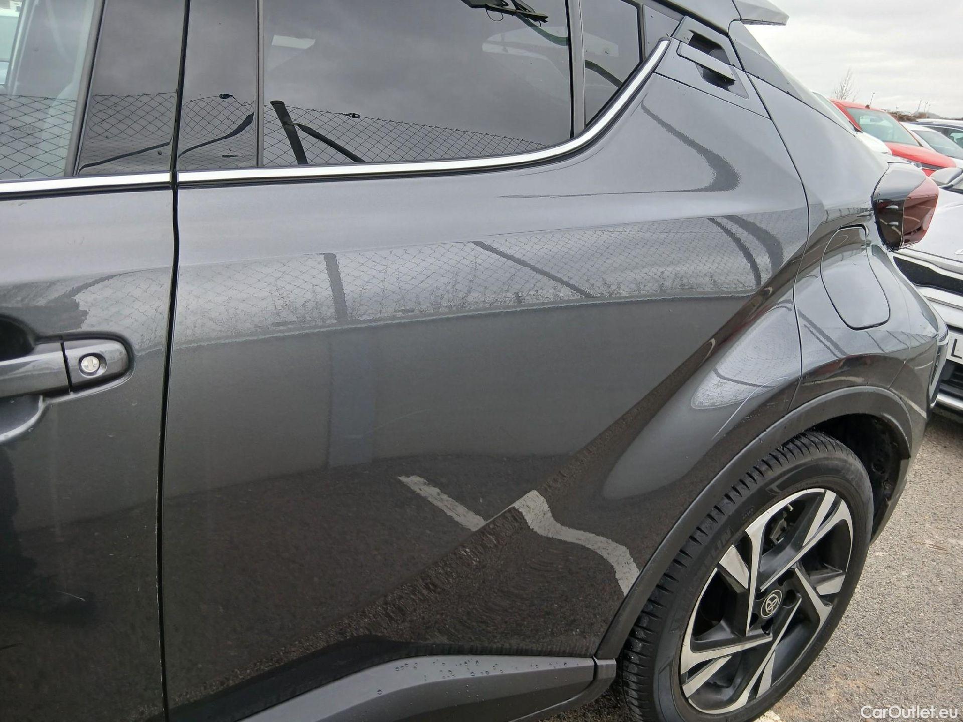  Toyota  C-HR TOYOTA  / 2019 / 5P / todoterreno 2.0 180H Advance #13