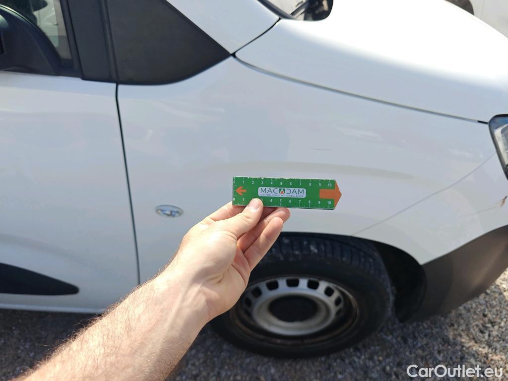  Peugeot  Partner PEUGEOT  / 2018 / 3P / furgón derivado de turismo Pro Standard 600kg BlueHDi 73kW (AC) #83