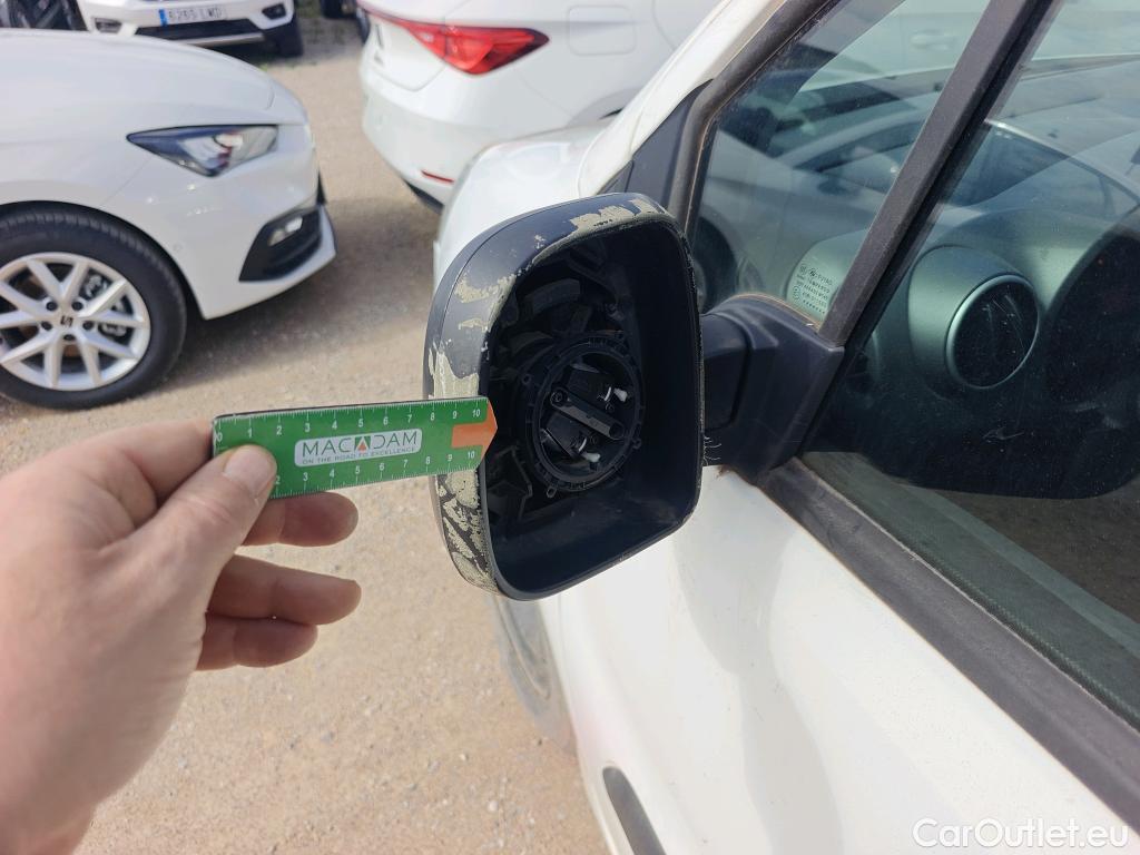  Citroen  Berlingo CITROEN  / 2015 / 4P / combi Multispace LIVE Edit.BlueHDi 74KW (100CV (AC) #7