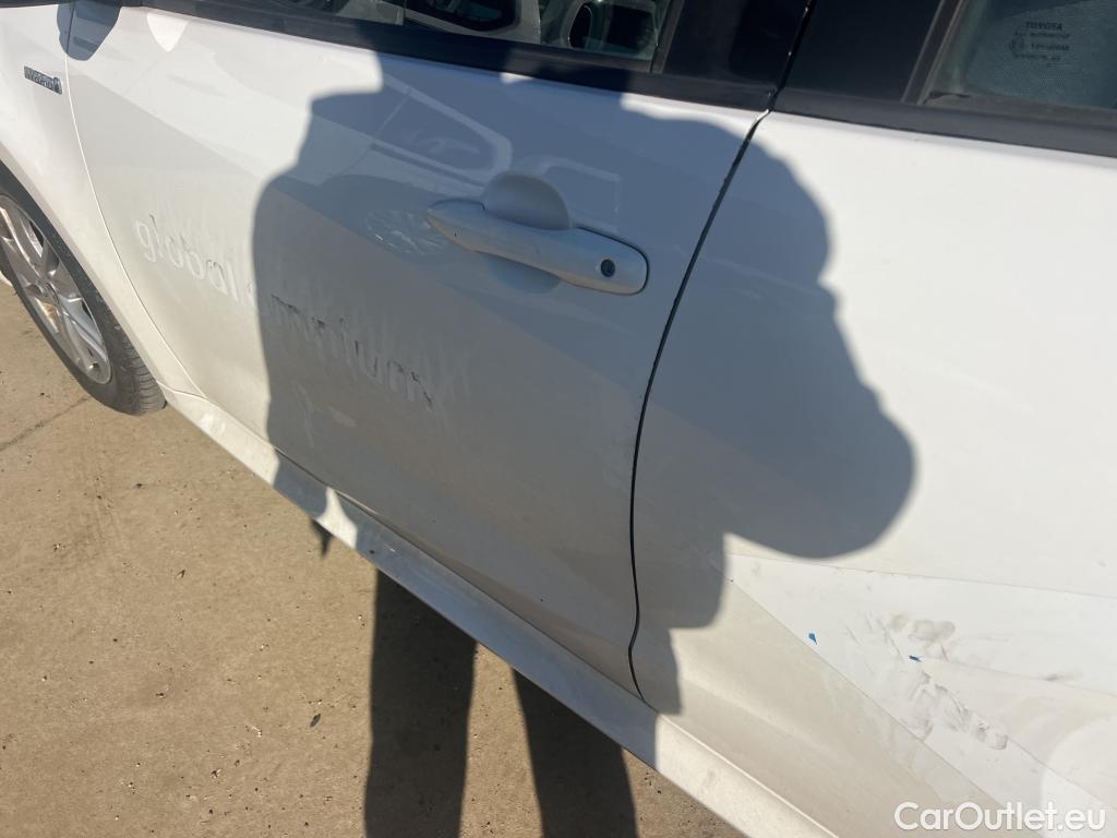  Toyota  Yaris TOYOTA  / 2020 / 5P / berlina con portón 1.5 120H Business Plus #11