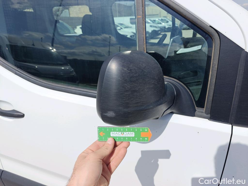  Opel  Combo OPEL  Life / 2018 / 4P / combi 1.5 TD 75kW Business Edition L1 N1 #73