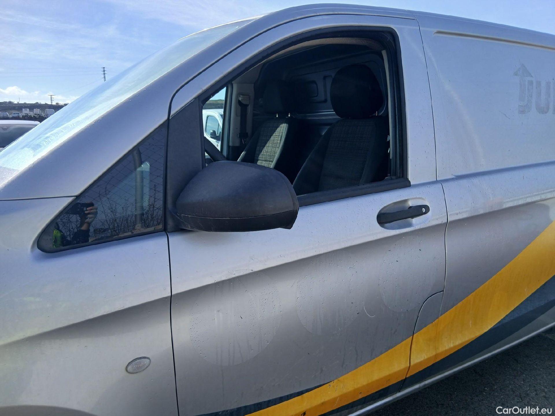  Mercedes  Vito MERCEDES-BENZ  / 2014 / 4P / furgón 111 CDI Larga #13