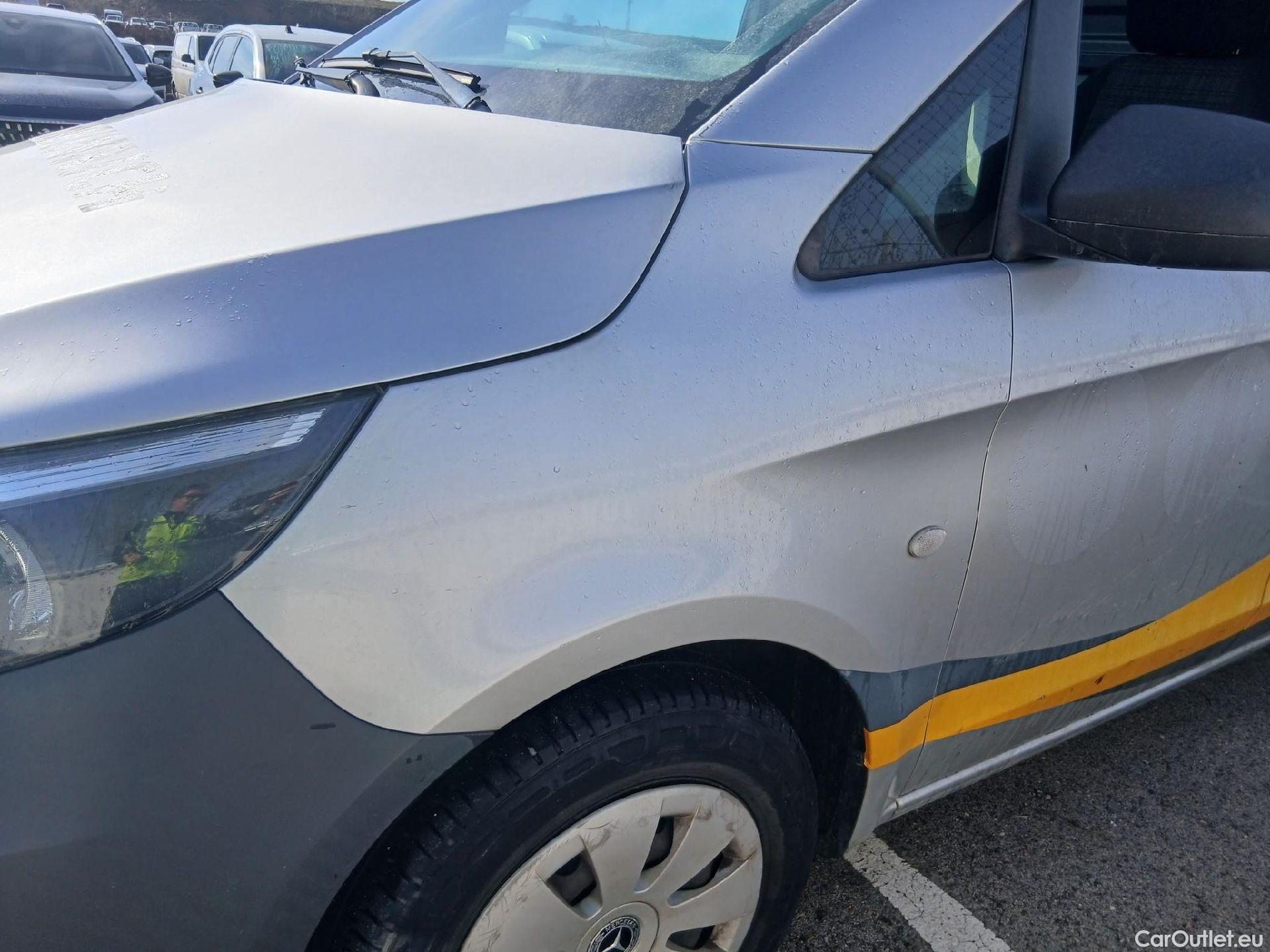  Mercedes  Vito MERCEDES-BENZ  / 2014 / 4P / furgón 111 CDI Larga #12