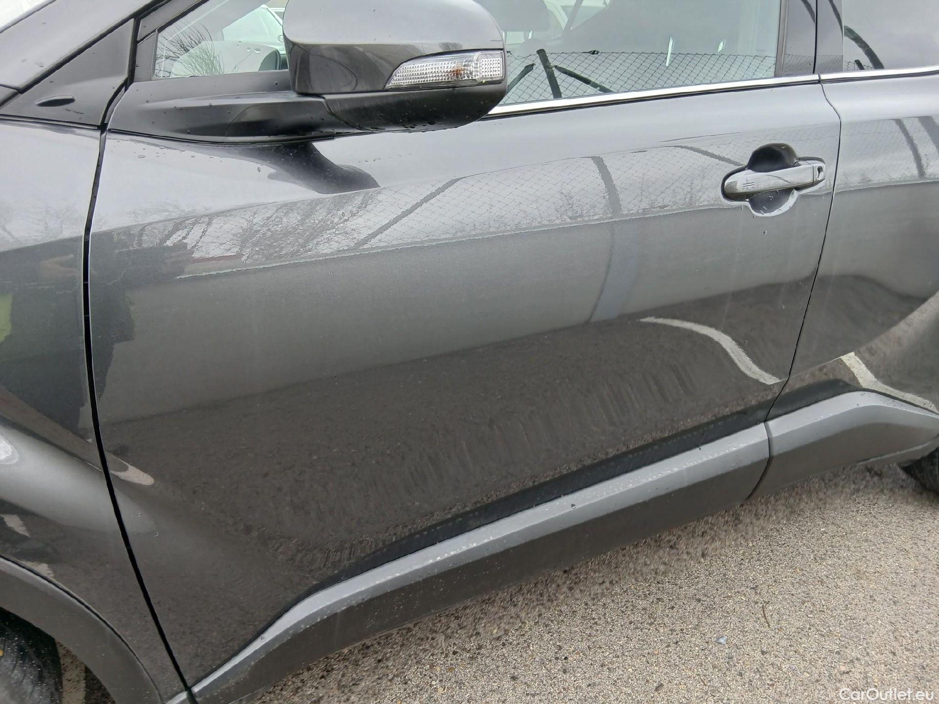  Toyota  C-HR TOYOTA  / 2019 / 5P / todoterreno 2.0 180H Advance #12