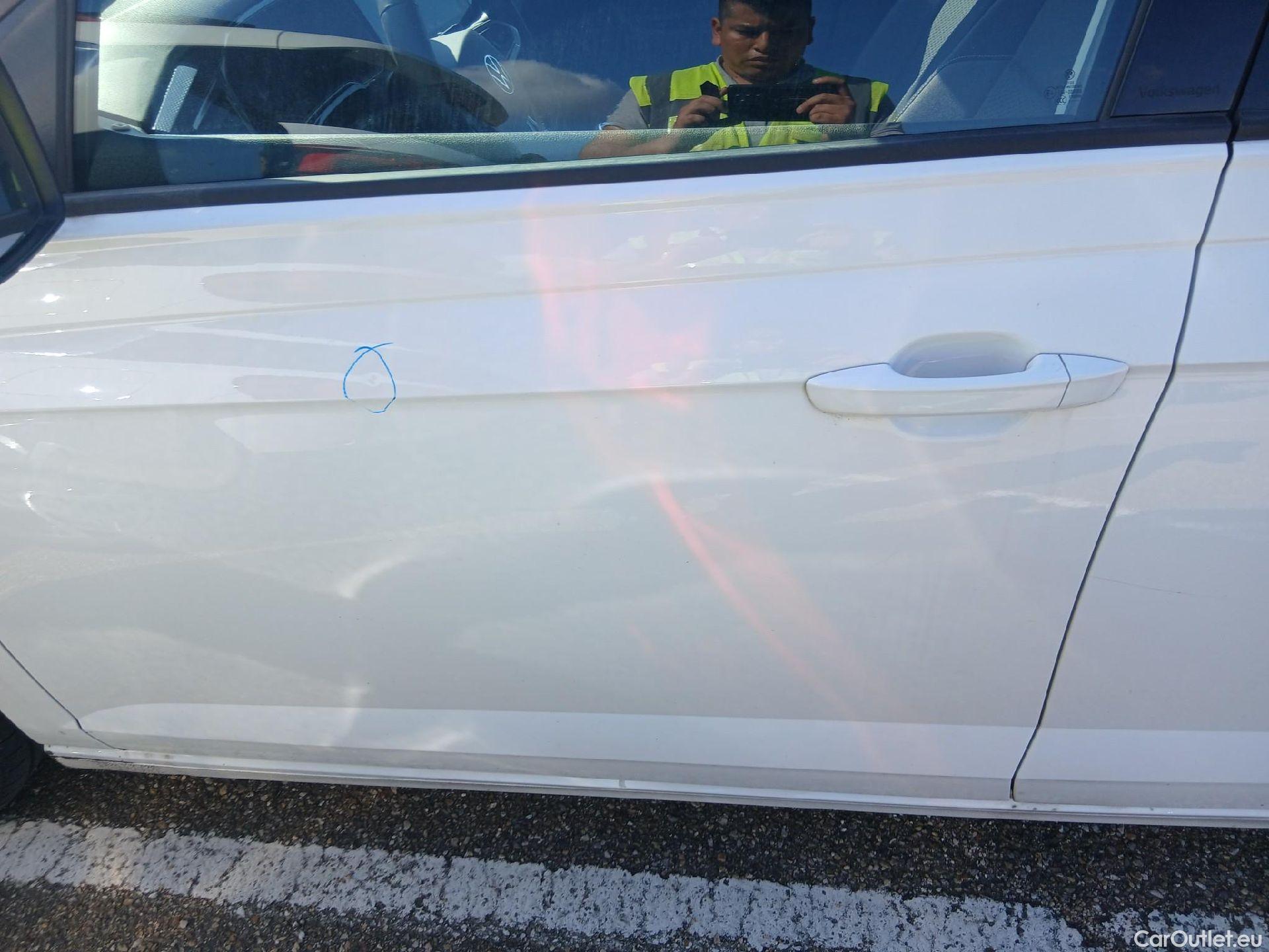  Volkswagen  Polo VOLKSWAGEN  / 2021 / 5P / berlina con portón Life 1.0 TSI 70kW (95CV) #9