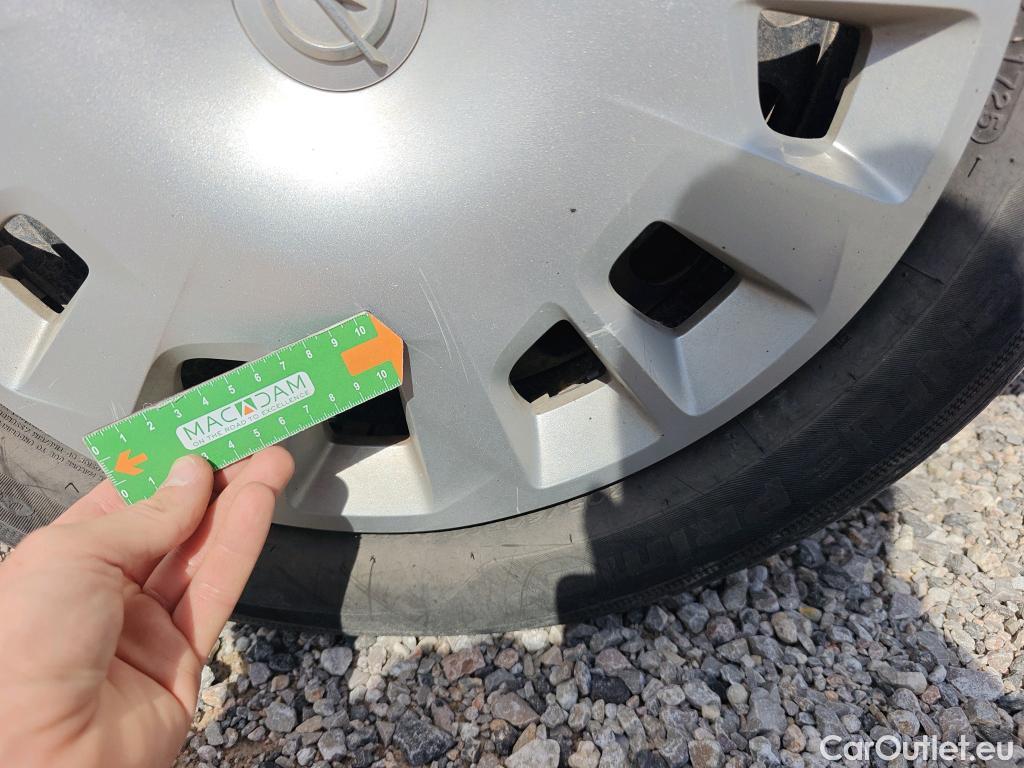  Opel  Combo OPEL  Life / 2018 / 4P / combi 1.5 TD 75kW Business Edition L1 N1 #61