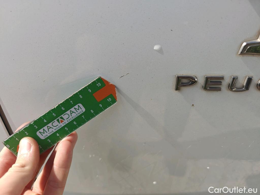  Peugeot  Partner PEUGEOT  / 2018 / 3P / furgón derivado de turismo Pro Standard 600kg BlueHDi 73kW (AC) #37