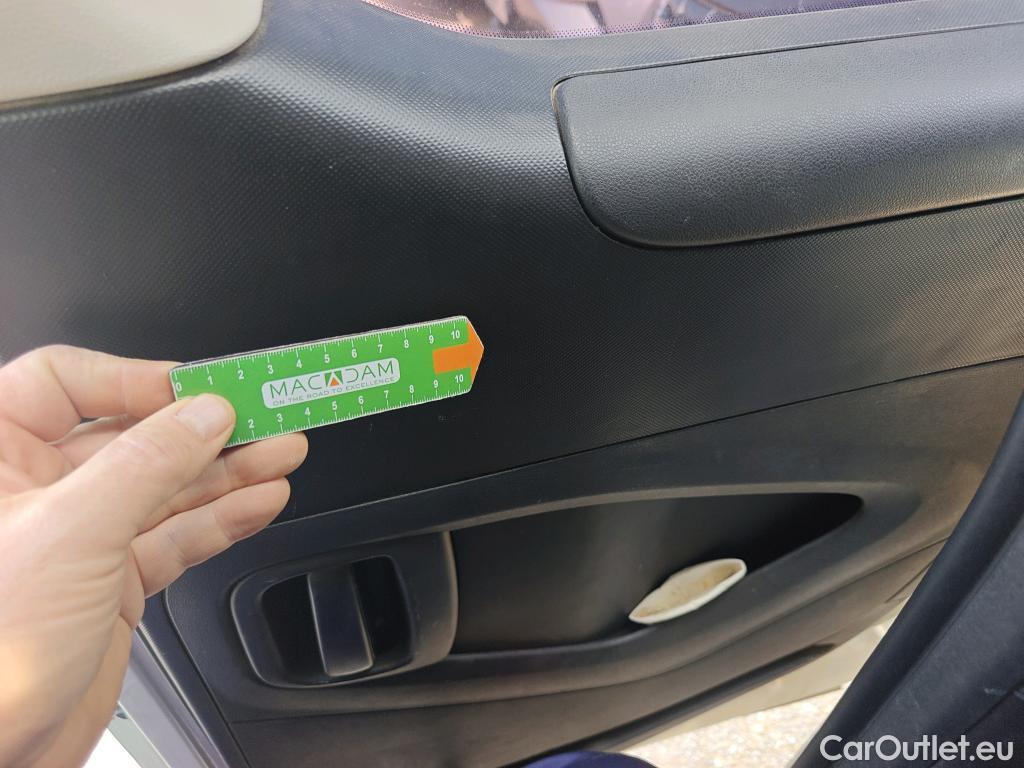  Citroen  Berlingo CITROEN  / 2015 / 4P / combi Multispace LIVE Edit.BlueHDi 74KW (100CV (AC) #36