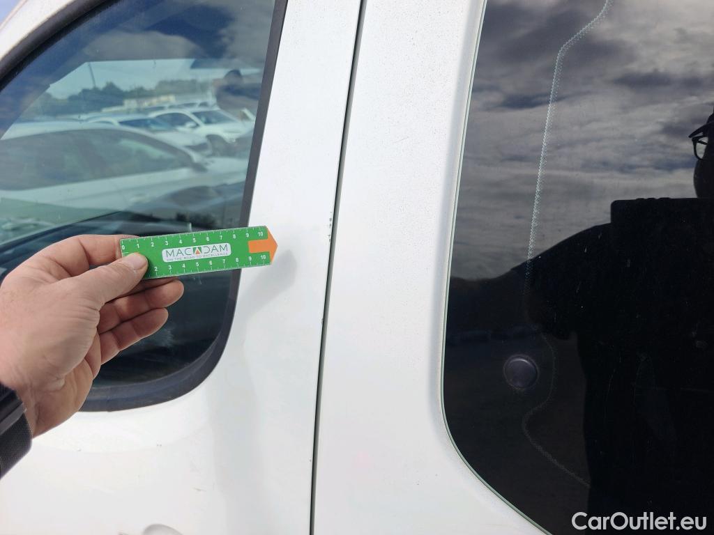  Citroen  Berlingo CITROEN  / 2015 / 4P / combi Multispace LIVE Edit.BlueHDi 74KW (100CV (AC) #20