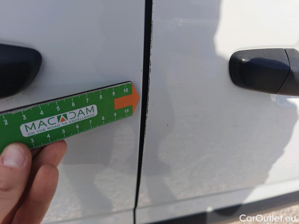  Opel  Combo OPEL  Life / 2018 / 4P / combi 1.5 TD 75kW Business Edition L1 N1 #41