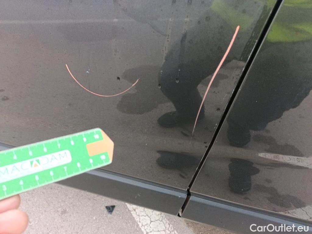  Toyota  RAV4 TOYOTA  / 2018 / 5P / todoterreno 2.5l 220H Business 4WD #10