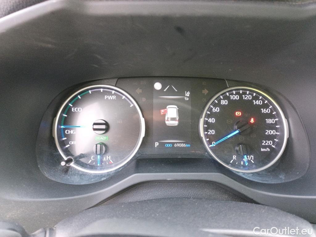  Toyota  RAV4 TOYOTA  / 2018 / 5P / todoterreno 2.5l 220H Business 4WD #53