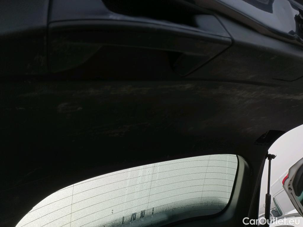  Toyota  RAV4 TOYOTA  / 2018 / 5P / todoterreno 2.5l 220H Business 4WD #35