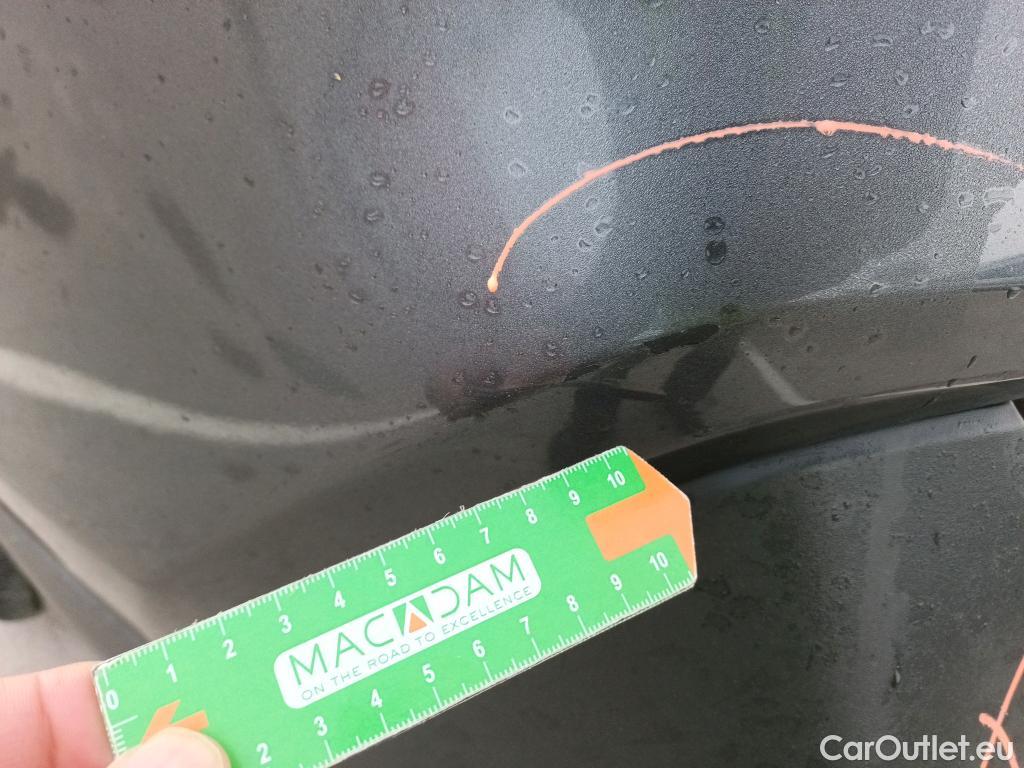  Toyota  RAV4 TOYOTA  / 2018 / 5P / todoterreno 2.5l 220H Business 4WD #44