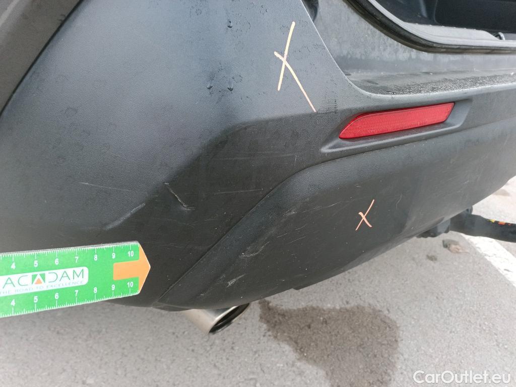  Toyota  RAV4 TOYOTA  / 2018 / 5P / todoterreno 2.5l 220H Business 4WD #16