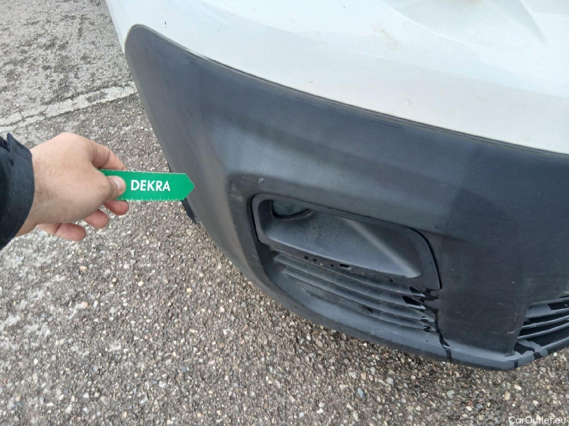  Peugeot  Partner PEUGEOT  / 2018 / 3P / furgón derivado de turismo Pro Standard 600kg BlueHDi 73kW (AC) #3