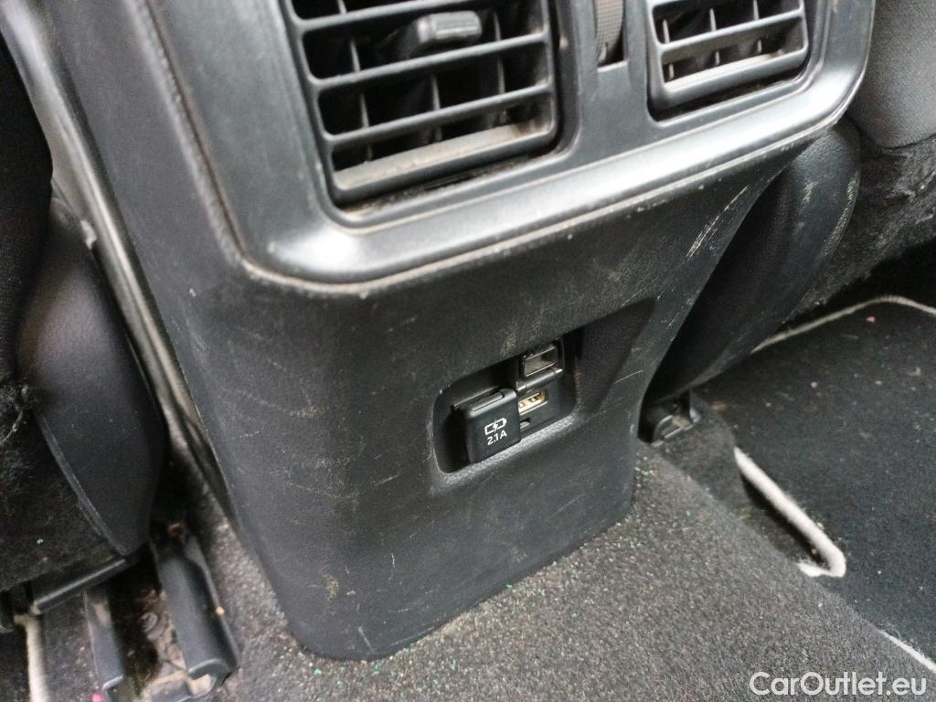  Toyota  RAV4 TOYOTA  / 2018 / 5P / todoterreno 2.5l 220H Business 4WD #12