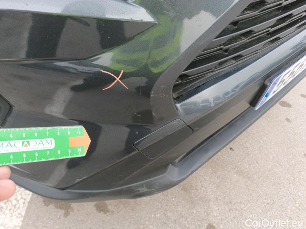  Toyota  RAV4 TOYOTA  / 2018 / 5P / todoterreno 2.5l 220H Business 4WD #42