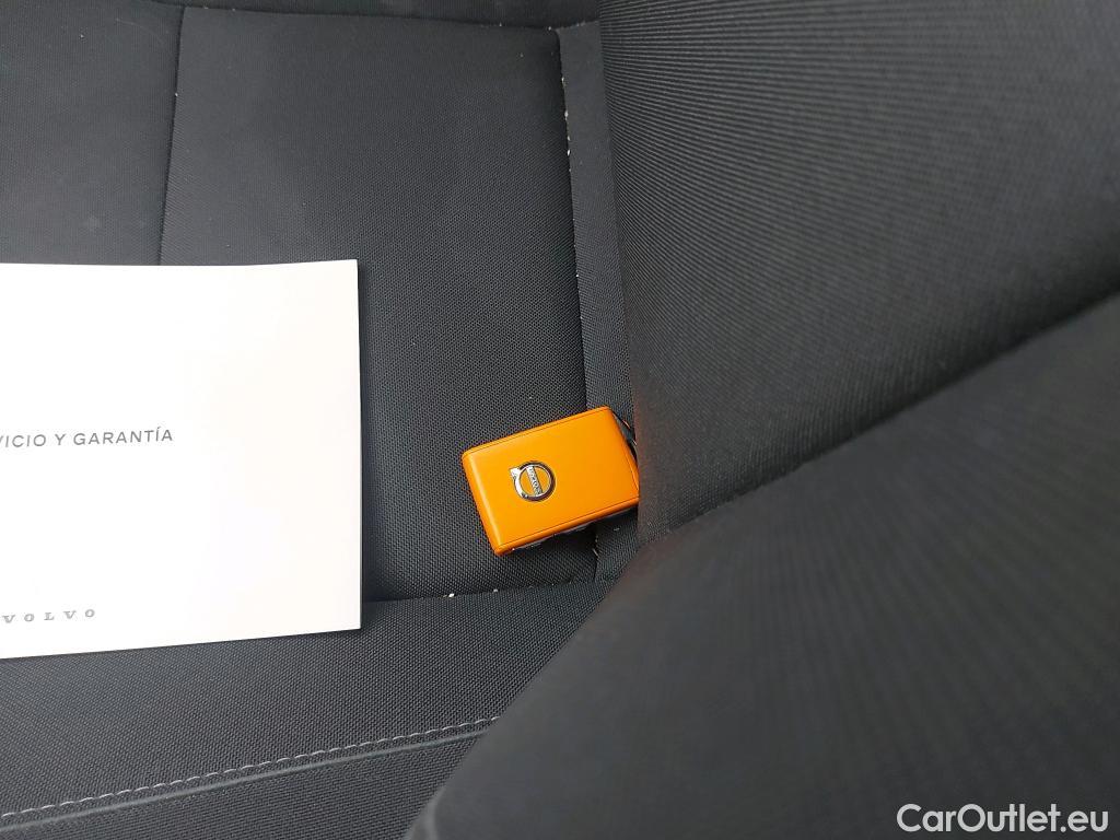  Volvo  XC 40 VOLVO XC40 / 2017 / 5P / todoterreno 1.5 T4 Twin Recharge Inscription Ex Auto #4