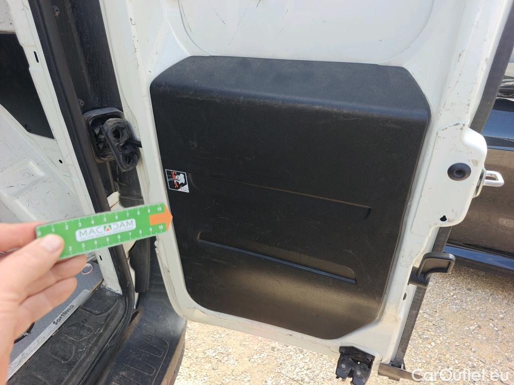  Opel  Combo OPEL  / 2012 / 3P / furgón derivado de turismo Cargo 1.3 CDTI 70kW (95CV) L1 H1 #36