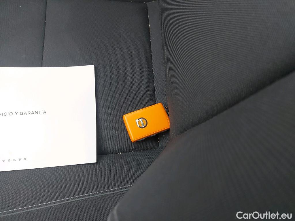  Volvo  XC 40 VOLVO XC40 / 2017 / 5P / todoterreno 1.5 T4 Twin Recharge Inscription Ex Auto #3