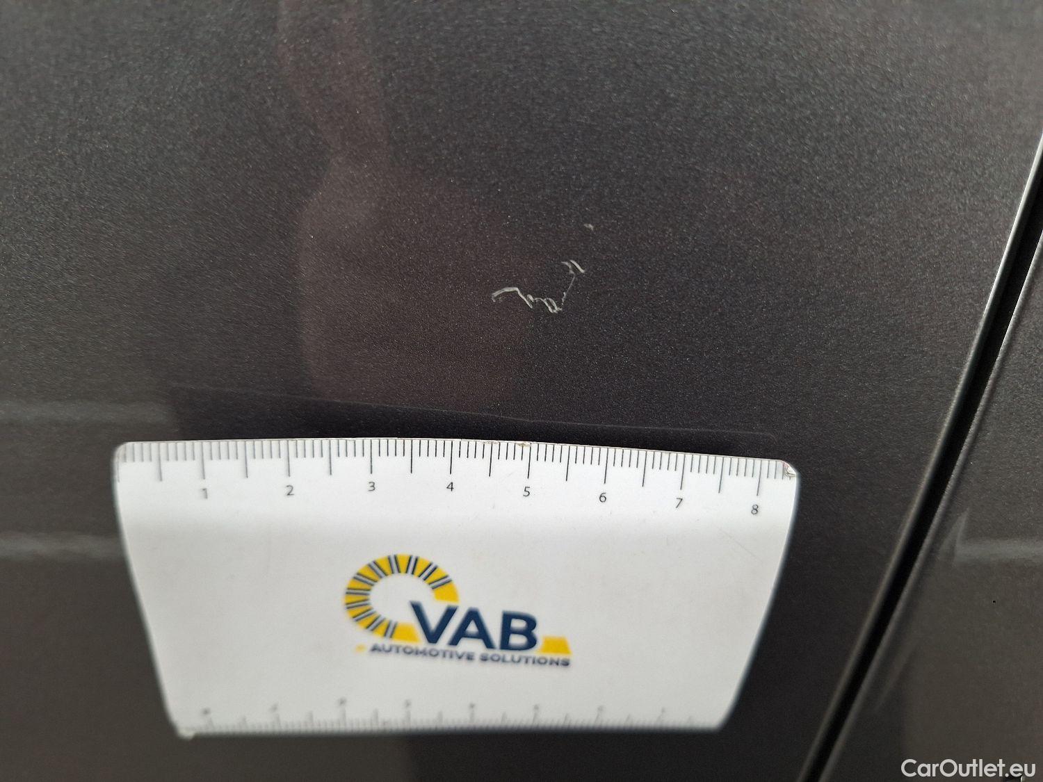  Mercedes  GLA Mercedes,  '20 PHEV, Mercedes-Benz   250e Business Solution 5d #28