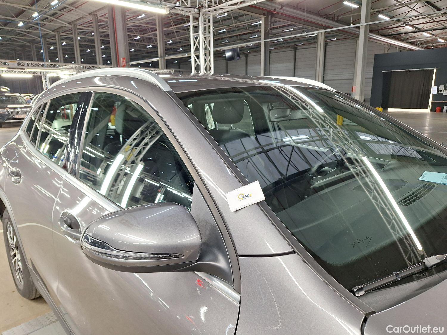  Mercedes  GLA Mercedes,  '20 PHEV, Mercedes-Benz   250e Business Solution 5d #41