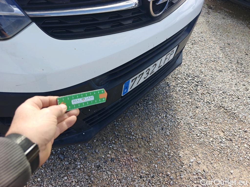  Opel  Vivaro OPEL  / 2019 / 4P / furgón 1.5 Diésel 74kW (100CV) M Std Express (CX) #54