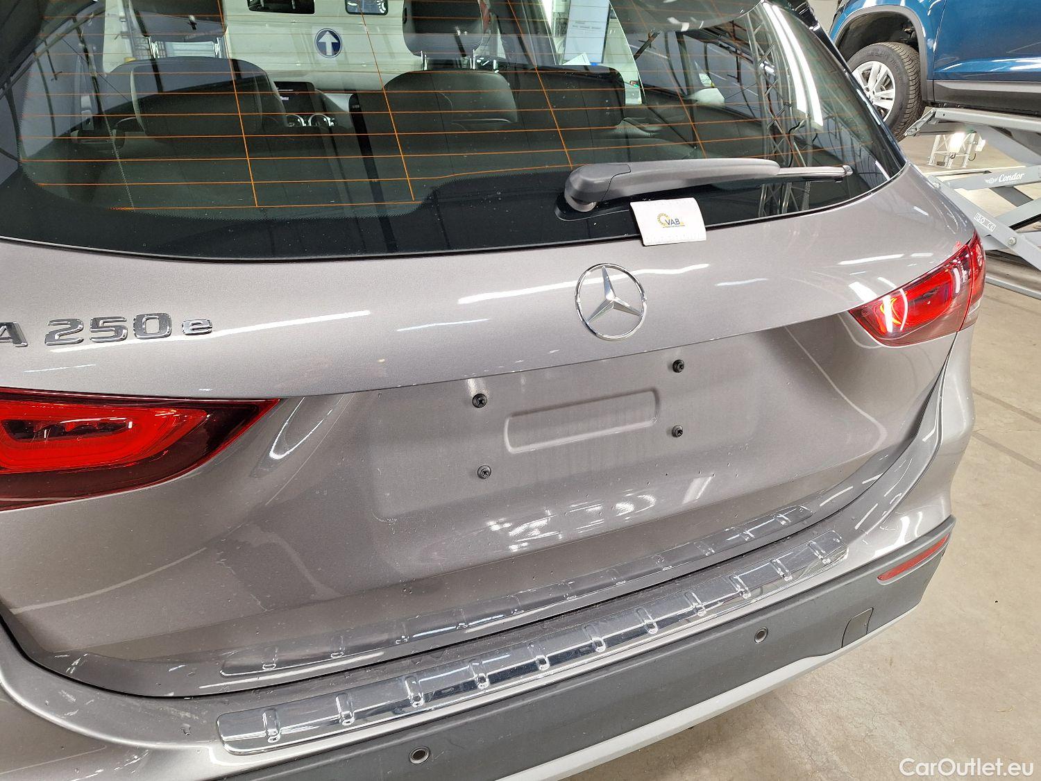  Mercedes  GLA Mercedes,  '20 PHEV, Mercedes-Benz   250e Business Solution 5d #43