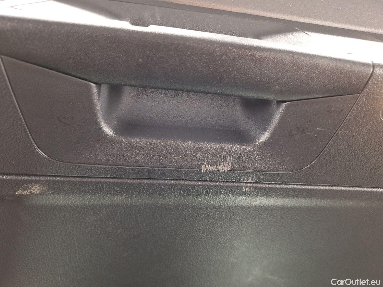  Mercedes  GLA Mercedes,  '20 PHEV, Mercedes-Benz   250e Business Solution 5d #51