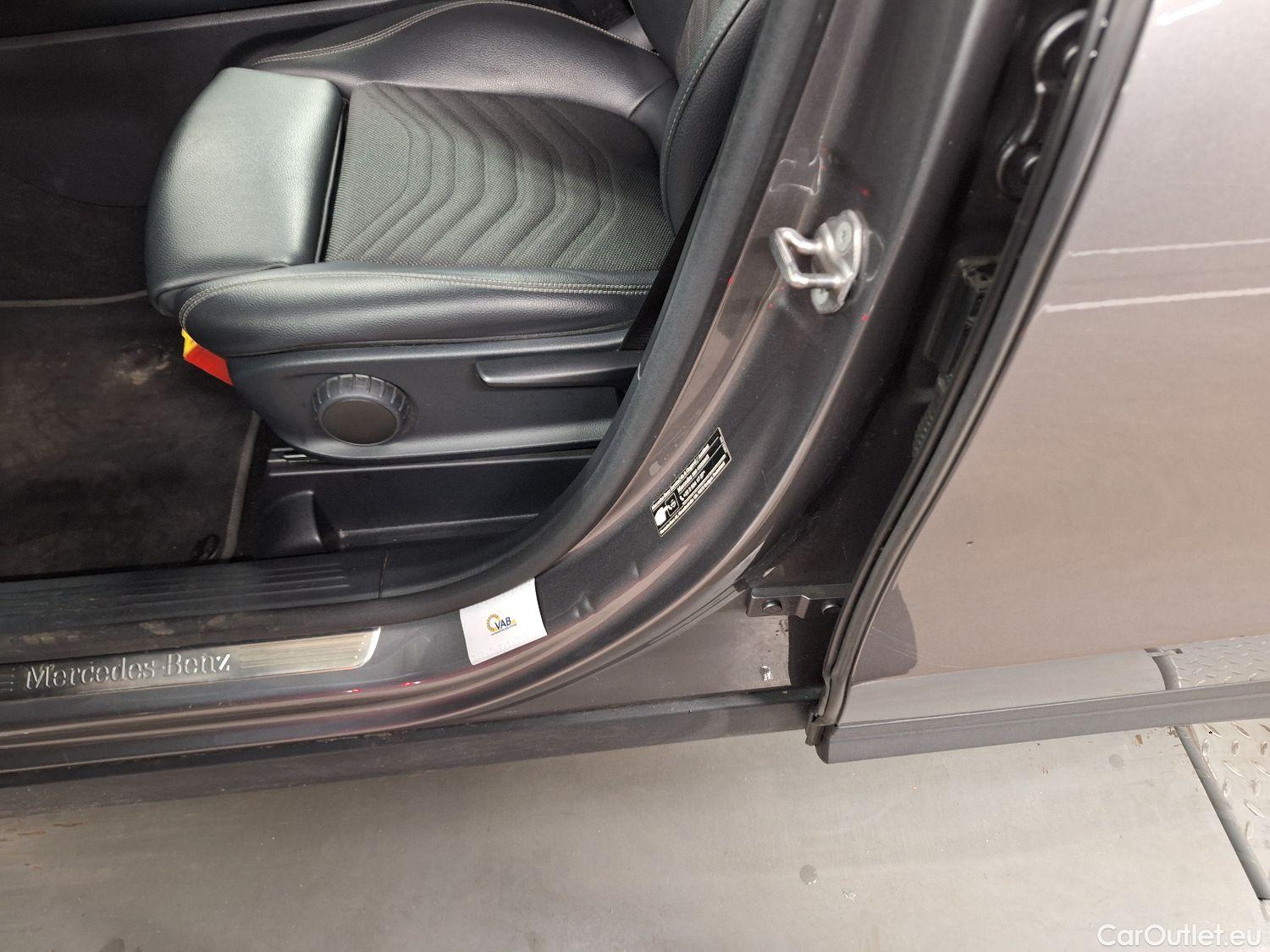  Mercedes  GLA Mercedes,  '20 PHEV, Mercedes-Benz   250e Business Solution 5d #52