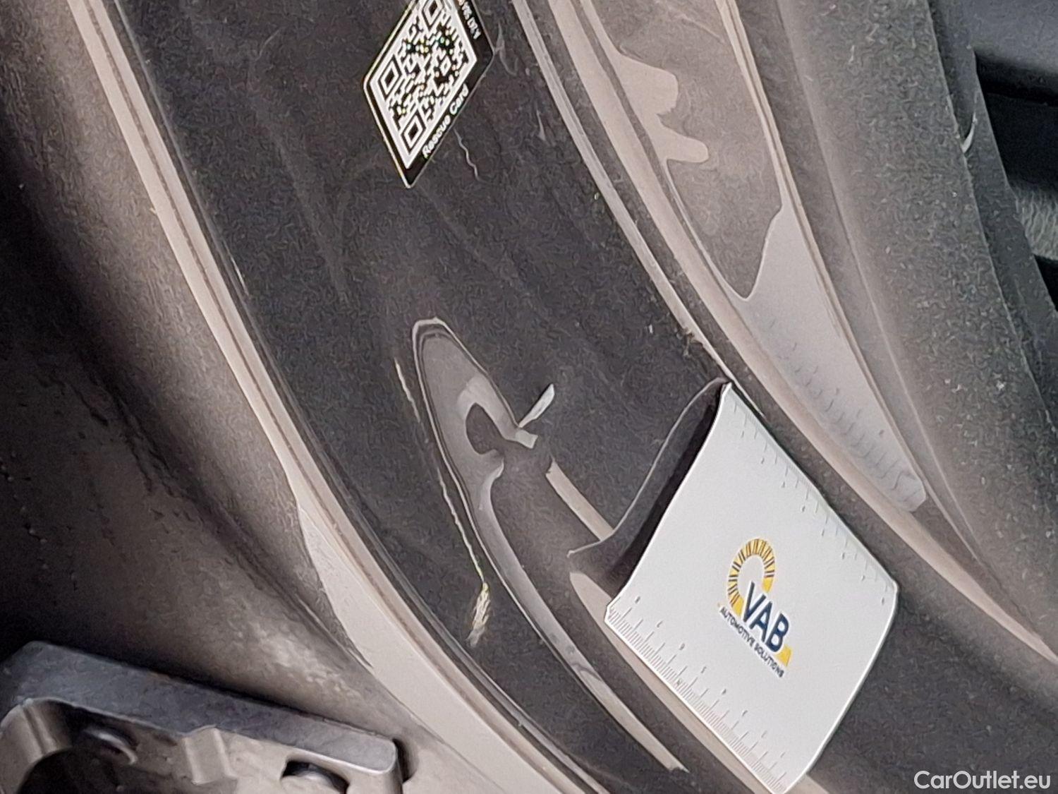  Mercedes  GLA Mercedes,  '20 PHEV, Mercedes-Benz   250e Business Solution 5d #38