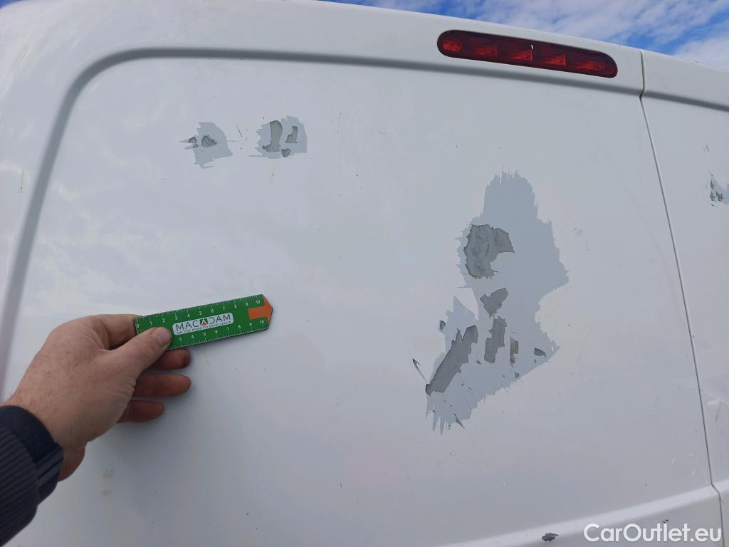  Opel  Vivaro OPEL  / 2019 / 4P / furgón 1.5 Diésel 74kW (100CV) M Std Express (CX) #26