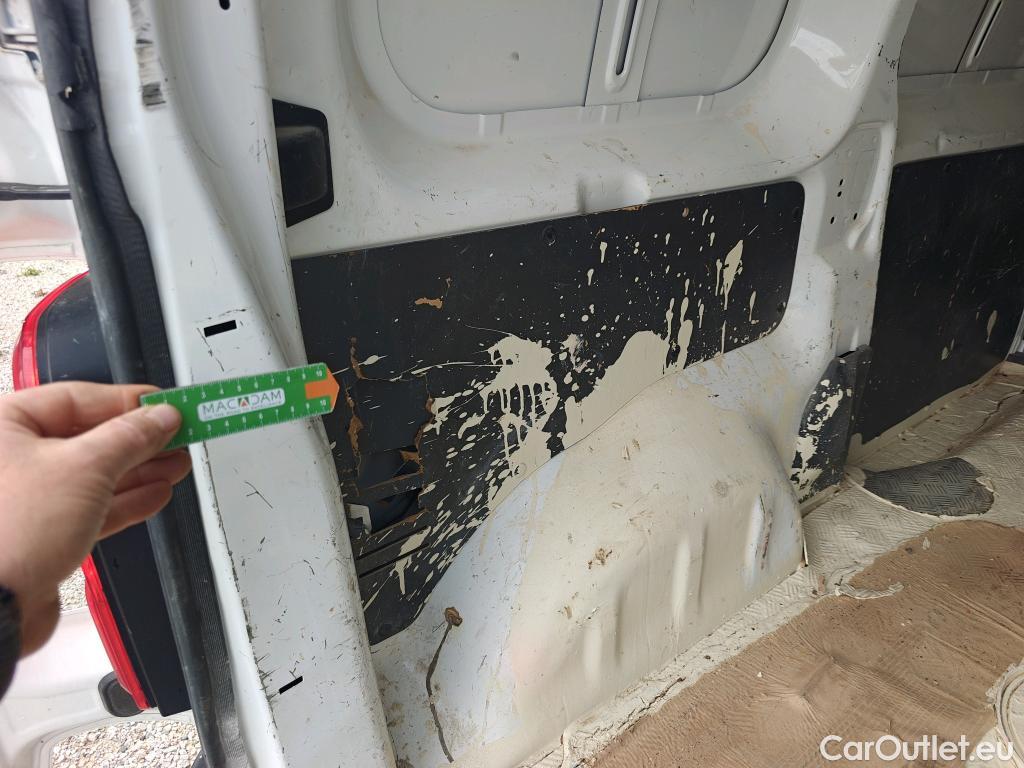  Opel  Vivaro OPEL  / 2019 / 4P / furgón 1.5 Diésel 74kW (100CV) M Std Express (CX) #53