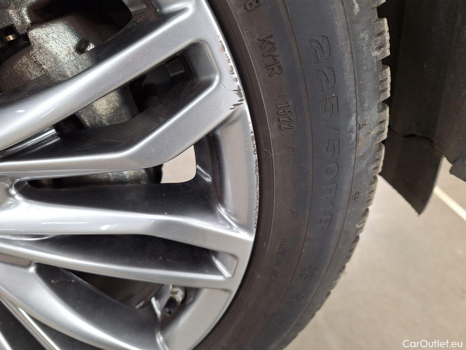  Toyota  C-HR Toyota,  '16, Toyota  1.8 VVT i-Hybrid C-Hic Mono-Tone E-CVT #10