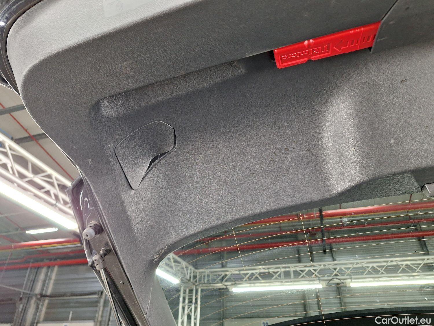  Volkswagen  T-ROC VW,  1. Roc,  1.0TSI 81kW Life Busines #23