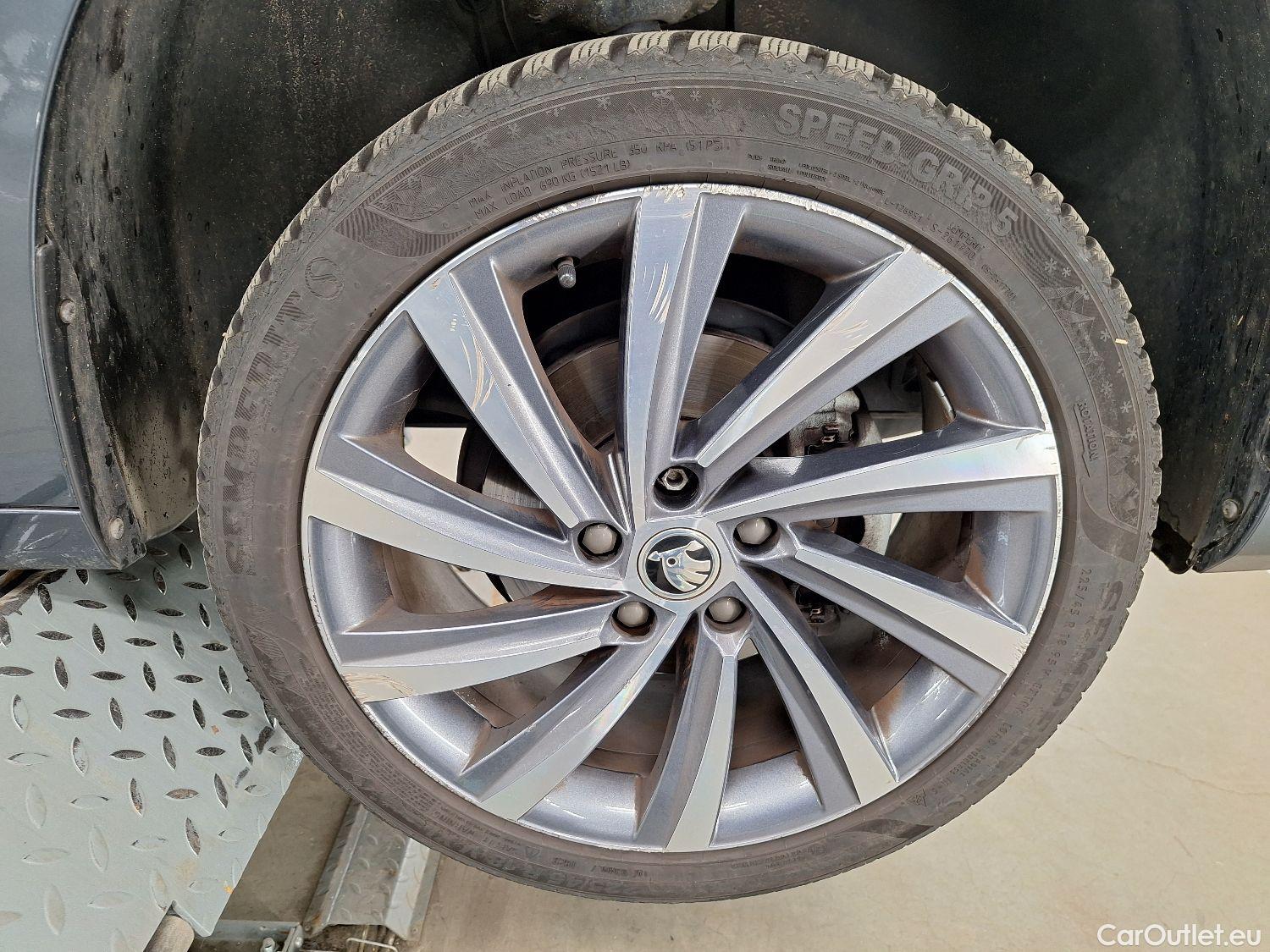  Skoda  Octavia Skoda,  Combi '20, Skoda  Combi 1.5 TSI 110kW Clever+ 5d #1