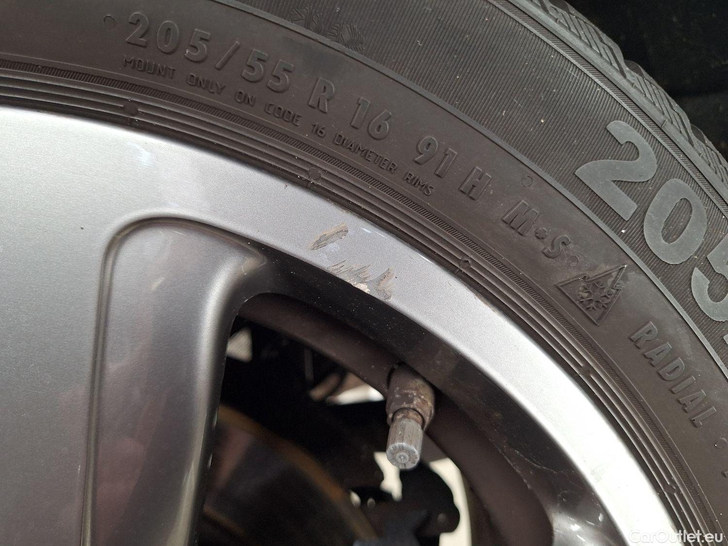  Bmw  Serie 1 BMW, 1-serie '19, BMW 1 Reeks Hatch 116d (85 kW) 5d #12