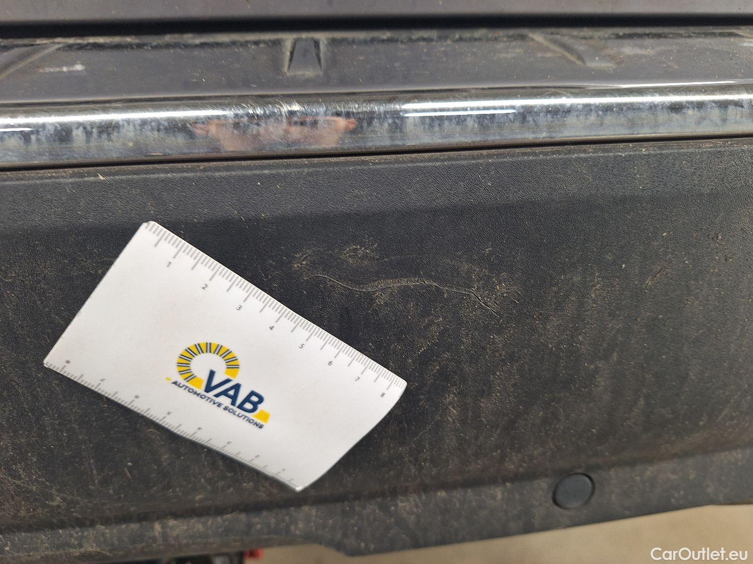  Peugeot  5008 Peugeot,  '16, Peugeot  1.5 BlueHDi 96kW S&S EAT8 GT Line 5d 7pl #16