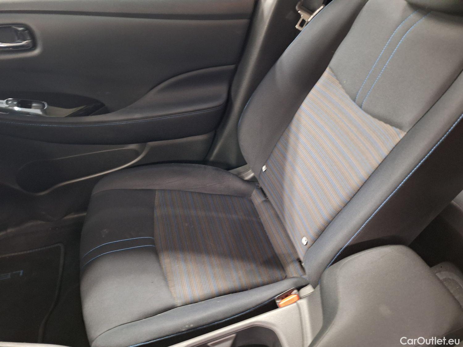  Nissan  Leaf Nissan,  '17 BEV, Nissan  Acenta 40kWh 5d #60