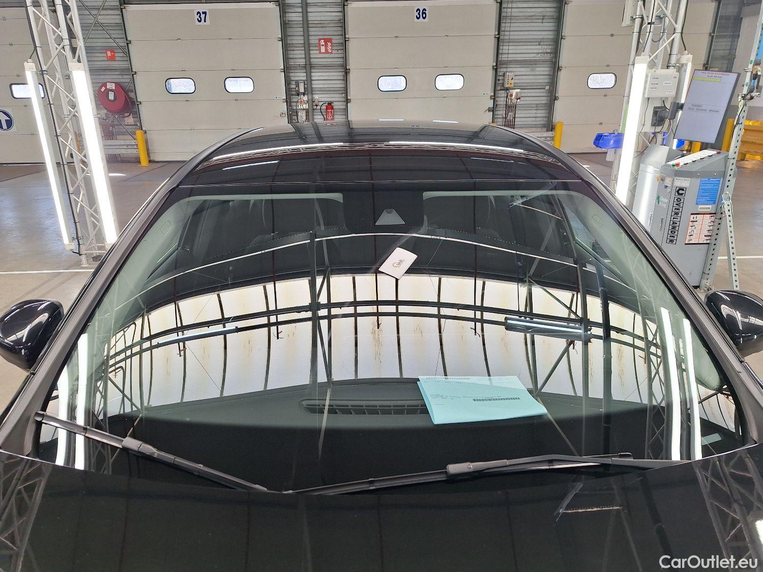  Mercedes  A-Klasse Mercedes, A-Class Berline '18, Mercedes-Benz  Limousine A 180d Business S #58