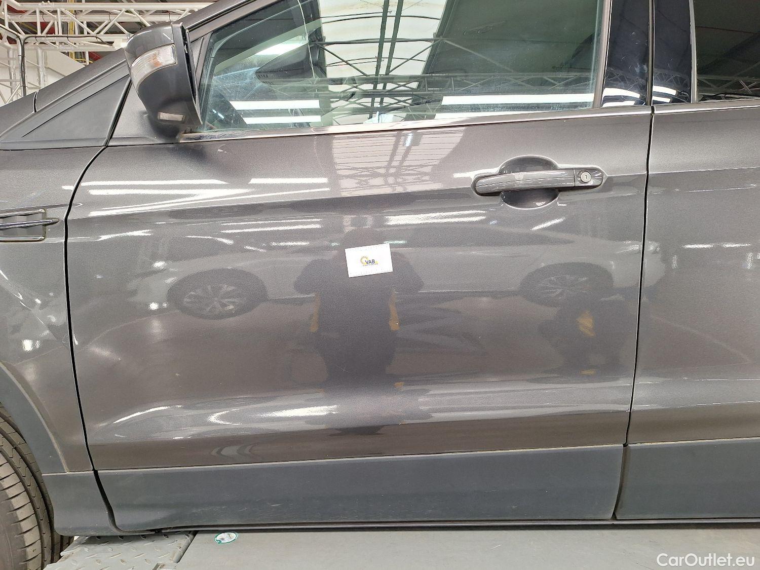  Ford  Kuga Ford,  FL'16, Ford  1.5 TDCi 4x2 88kW Business Class 5d #68