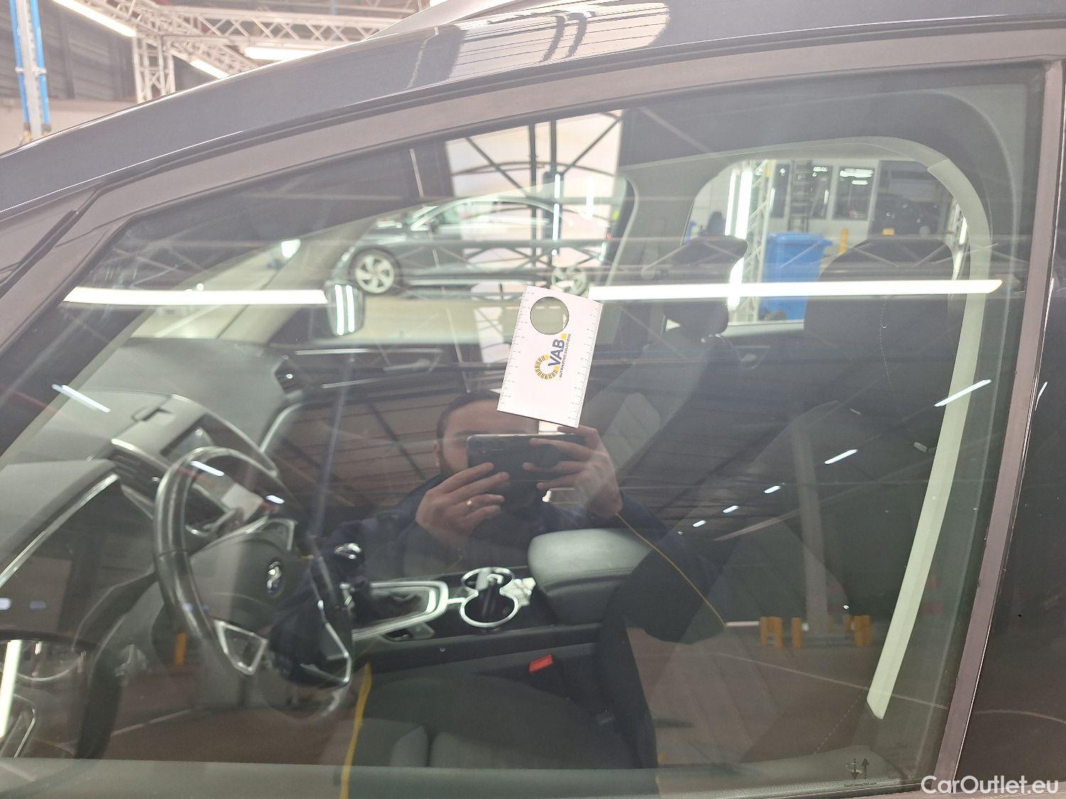  Ford  Galaxy Ford,  '15, Ford  2.0 TDCi 110kW S/S Titanium 5d 7pl #59