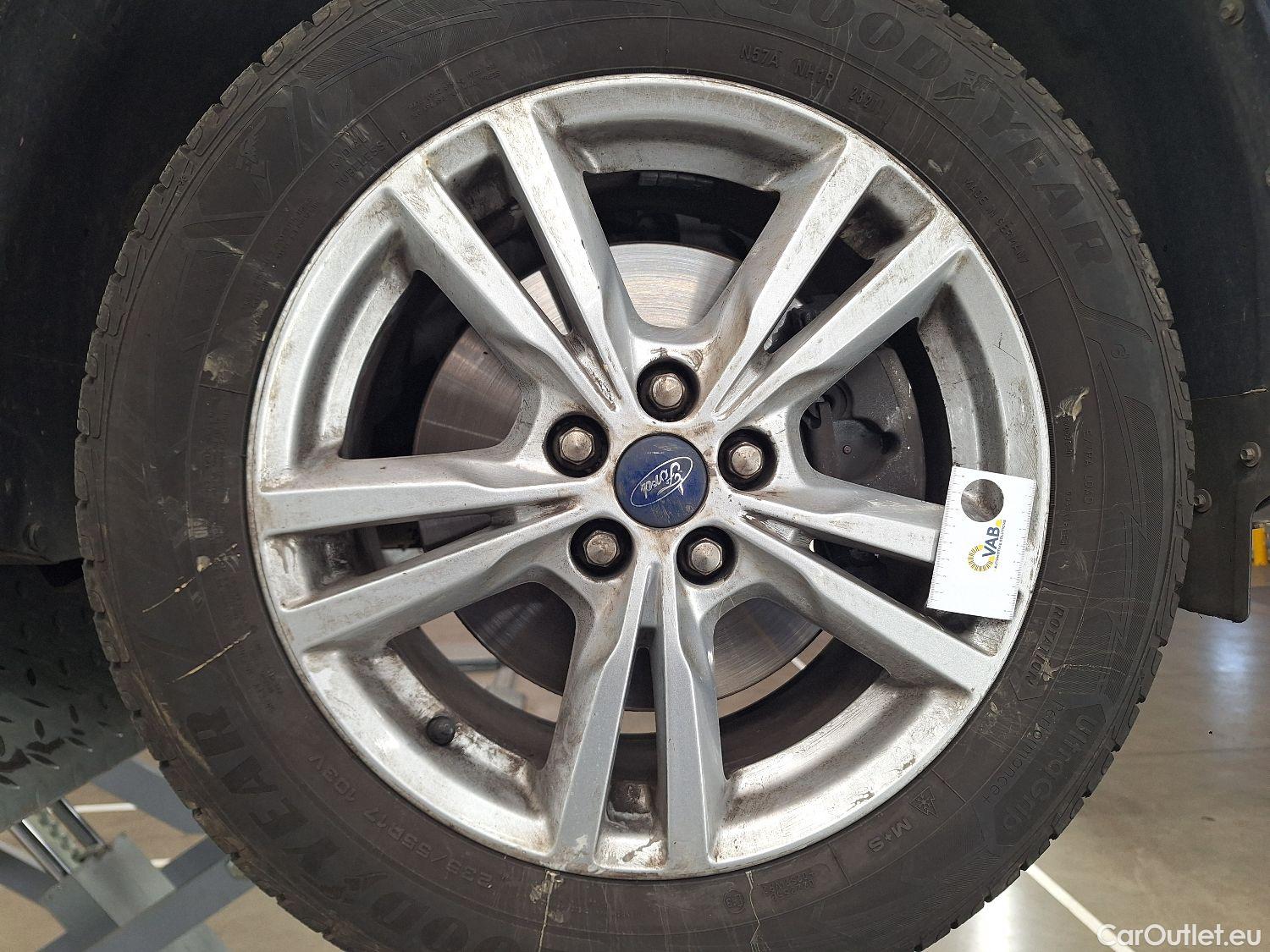  Ford  Galaxy Ford,  '15, Ford  2.0 TDCi 110kW S/S Titanium 5d 7pl #3