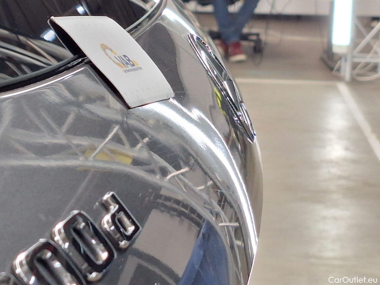  Mercedes  GLA Mercedes,  '20, Mercedes-Benz   200 d Business Solution 5d #31