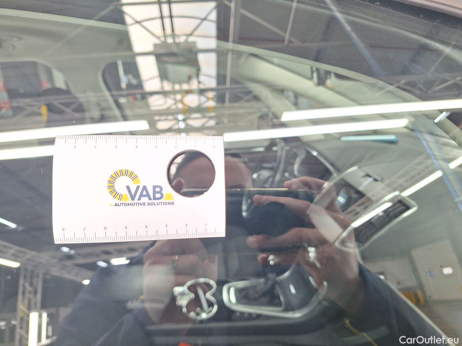  Ford  Galaxy Ford,  '15, Ford  2.0 TDCi 110kW S/S Titanium 5d 7pl #46