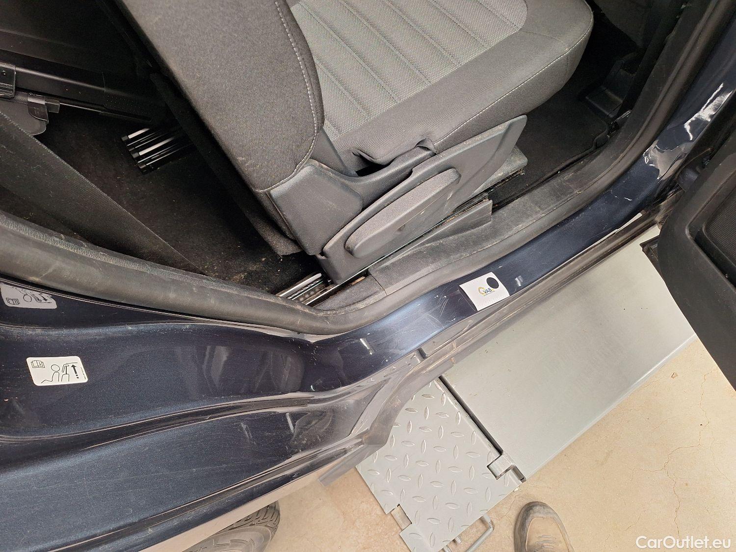  Ford  Galaxy Ford,  '15, Ford  2.0 TDCi 110kW S/S Titanium 5d 7pl #39