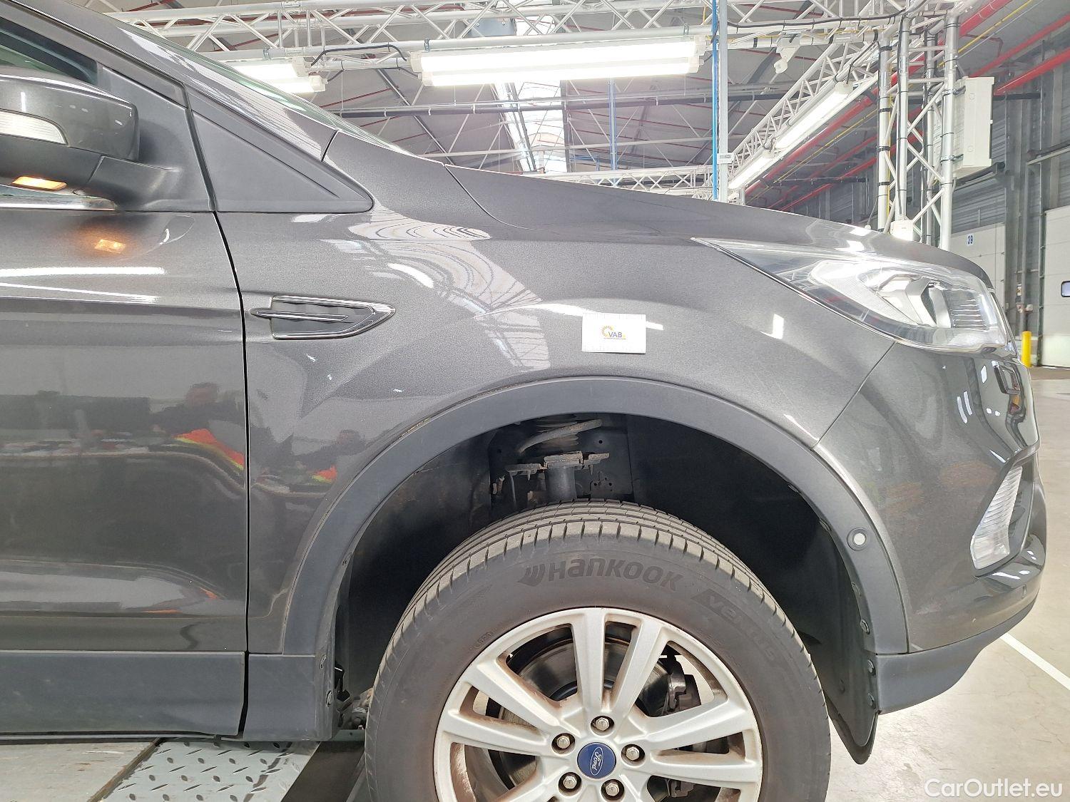  Ford  Kuga Ford,  FL'16, Ford  1.5 TDCi 4x2 88kW Business Class 5d #12